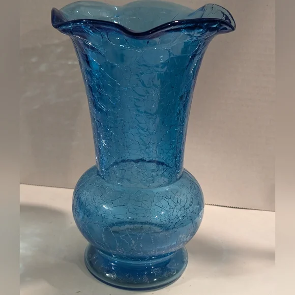 Blenko Azure Blue Crackle Vase Ruffled Rim. - Picture 5 of 5